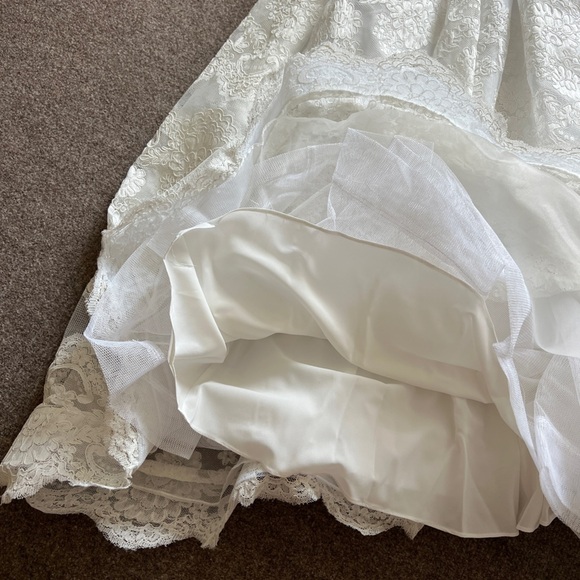 Mikael Aghal Black White Lace Evening Gown Wedding Floor Length Dress Women’s 4 - Picture 13 of 15